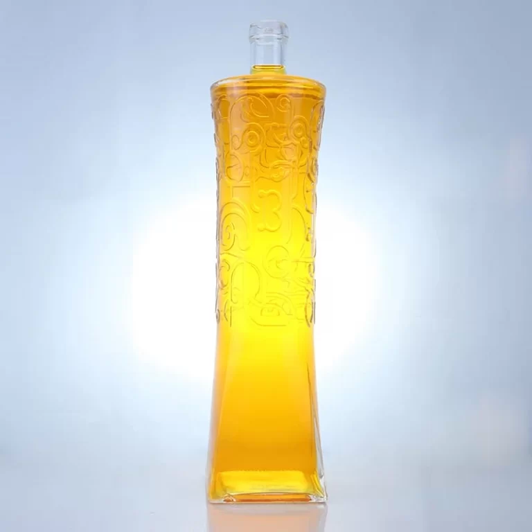 020 - 1000ml Unique Shaped Embossed Logo Vodka Glass Bottles