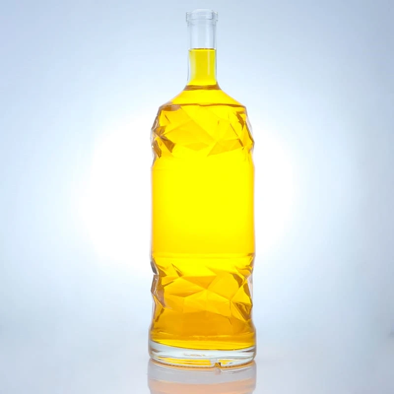 038 - Hot Sale Emboss Glass Bottle 750ml With Cork