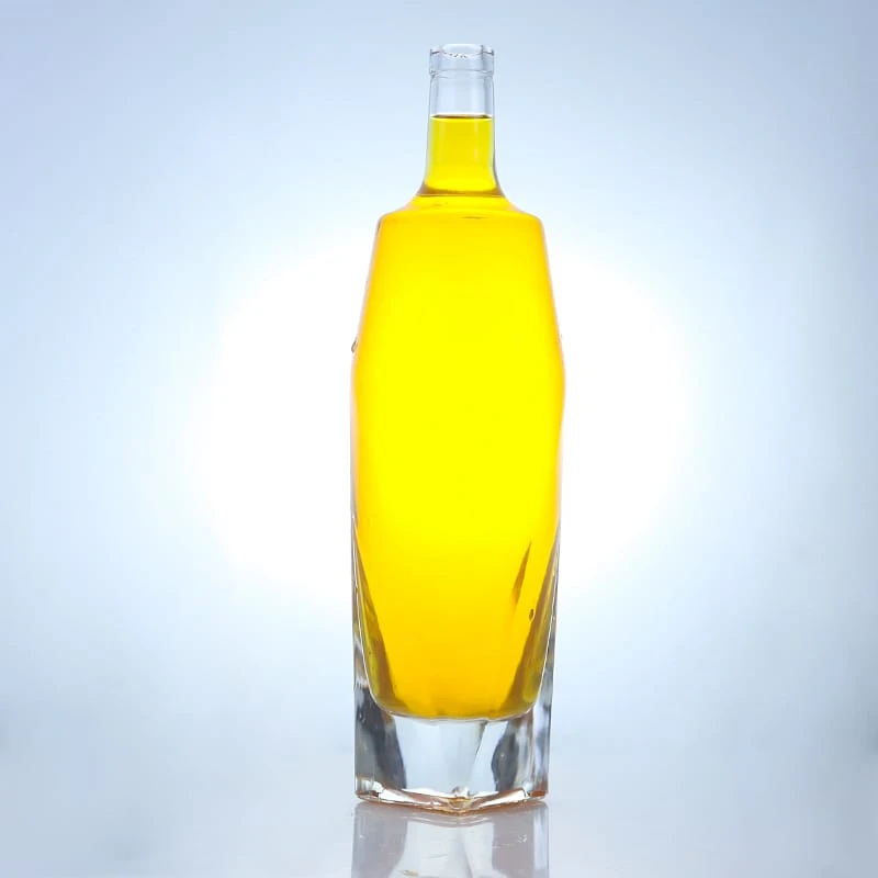 043 - Thick Bottom Crystal Glass Bottle For Liquor