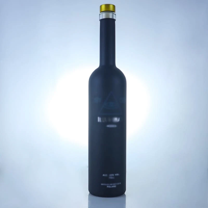 080-A sober black vodka bottle suitable for use at a banquet