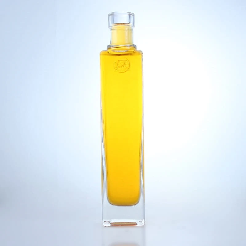 292 - Unique 250ml Square Glass Bottle With Cork