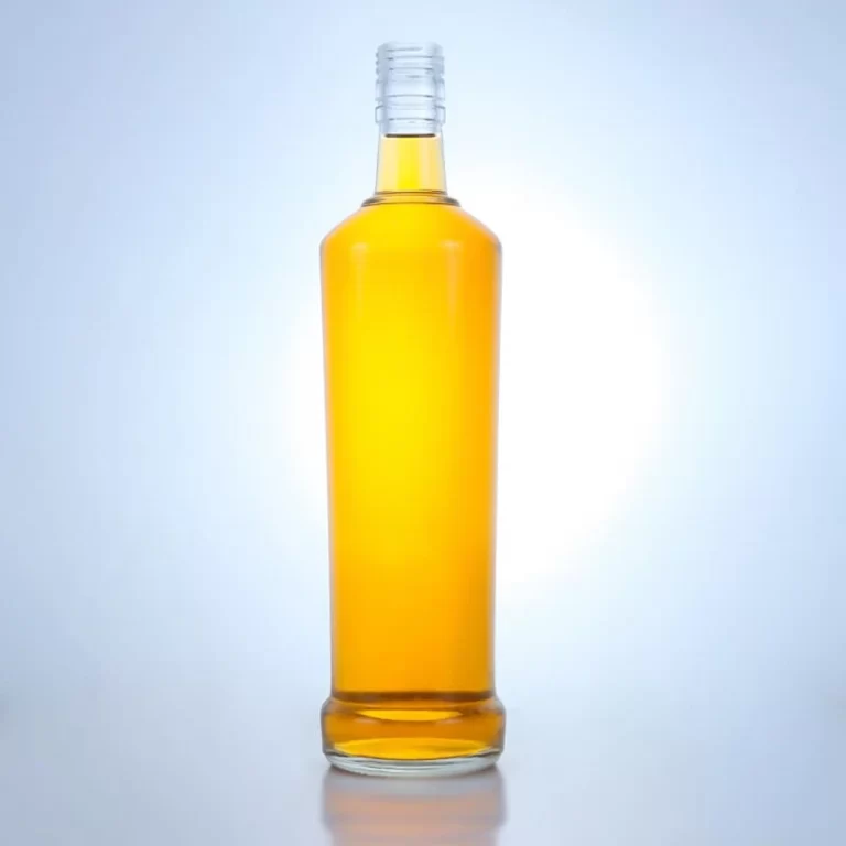 341- 700ml factory hot sale whisky glass bottle with screw cap