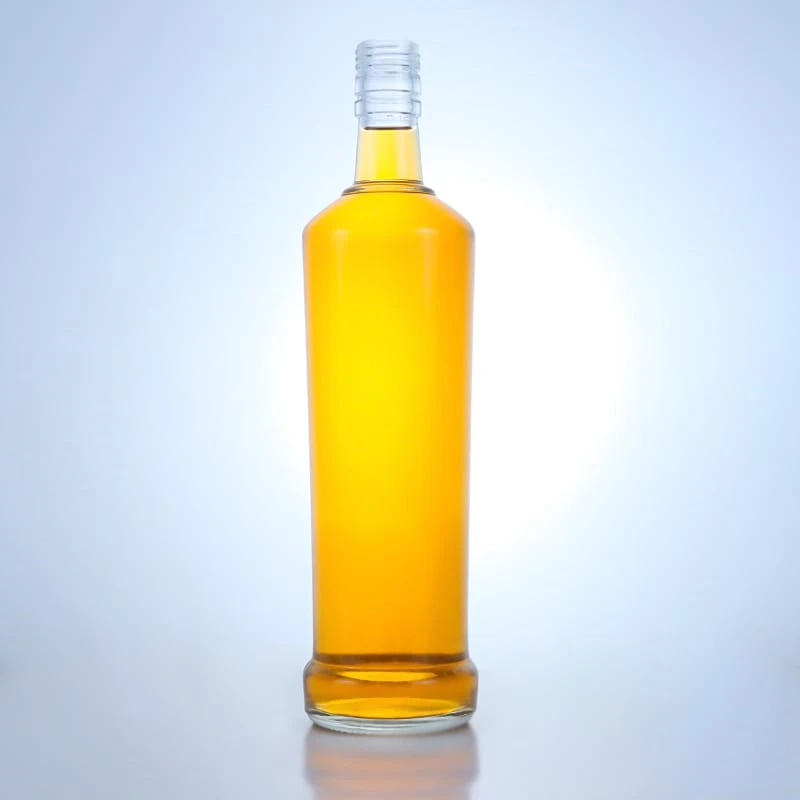 341- 700ml factory hot sale whisky glass bottle with screw cap