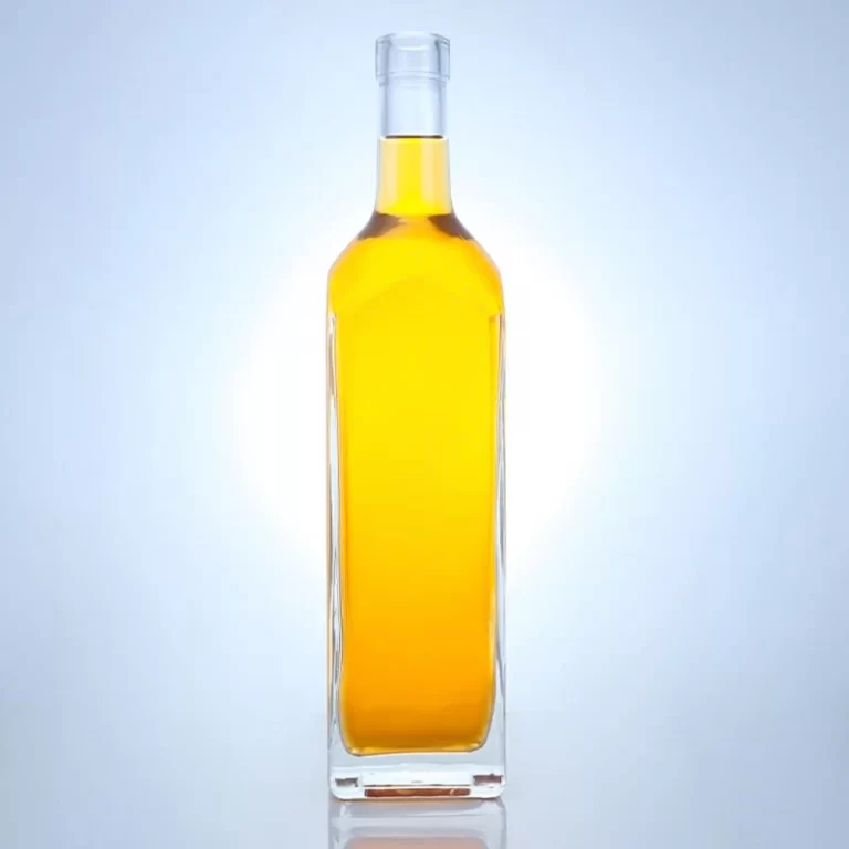 343- 500ml square shaped whisky glass bottle with cork