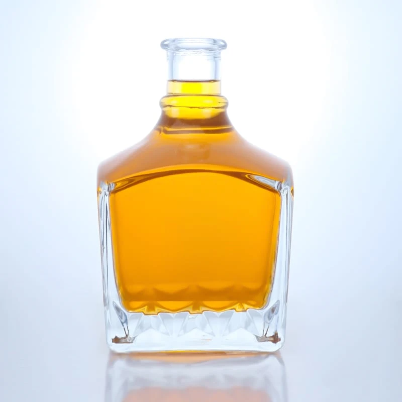 350- 750ml factory made square shape whiskey glass bottle