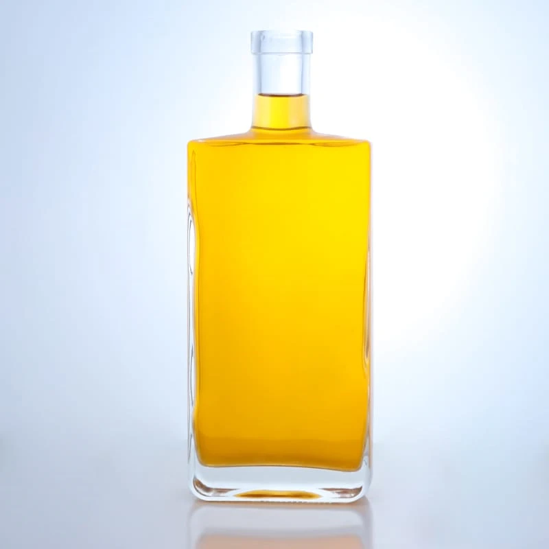 376- 750ml Factory wholesale flat shape vodka glass bottle