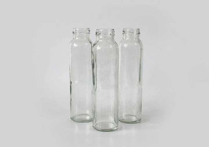 What are the advantages of glass juice bottles?