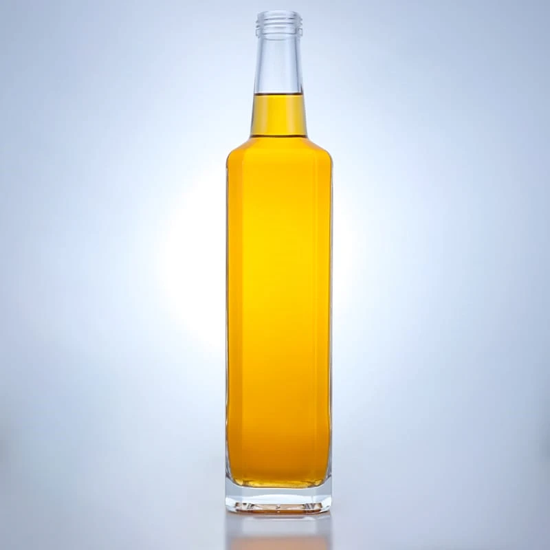 399-750ml Factory wholesale square vodka glass bottle